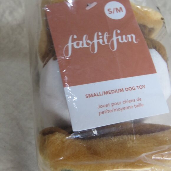 NEW FabFitFun Lantern & S'more Plush Duo - S/M Dog Toys - Campout - Picture 7 of 8